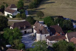 Hotel Restaurant Les Vieilles Tours : Chambre Double 