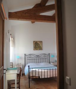 Chambres d'hotes/B&B Les Hauts d'Issensac : photos des chambres