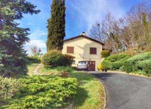 Hebergement Bordeaux Countryside Mountain Villa with big Pool : photos des chambres