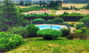 Hebergement Bordeaux Countryside Mountain Villa with big Pool : photos des chambres