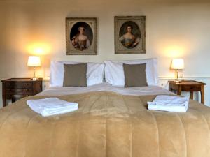 Chambres d'hotes/B&B Abbaye de Vauluisant : photos des chambres