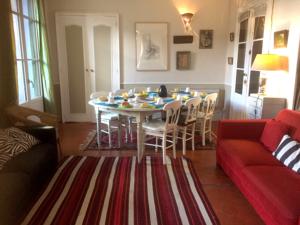 Chambres d'hotes/B&B La Cour D'ete : Chambre Double 