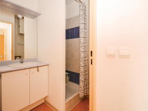 Hebergement Two-Bedroom Holiday Home in Calvisson : photos des chambres
