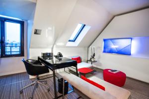 Hotel Novotel Paris Les Halles : Suite Junior avec Lit Queen-Size (3 Adultes)