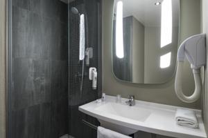 Hotel ibis Paris Ornano Montmartre Nord 18eme : photos des chambres