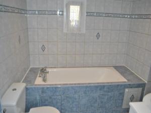 Hebergement House Au bon accueil : Maison de Vacances (4 Adultes)