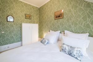 Appartement Les Demoiselles a Versailles - La Maison Particuliere : photos des chambres