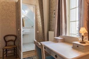 Appartement Les Demoiselles a Versailles - La Maison Particuliere : photos des chambres