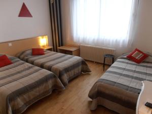 Le Crystal Hotel : Chambre Triple