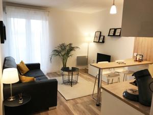 Appartement Studio face au Parc des Expos 3km de l'HyperCentre : photos des chambres