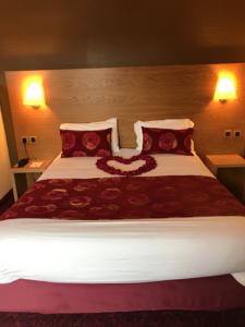 Hotel The Originals de La Tour Maje Rodez (ex Inter-Hotel) : Suite (2 Adultes)