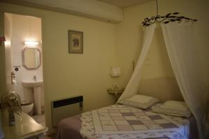 Hebergement Le Seuil Des Champs : photos des chambres