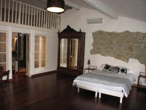 Chambres d'hotes/B&B Chambres d'Hotes Domaine Saint-Joly : photos des chambres