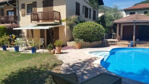 Appartement Au Paradis des Grillons : photos des chambres