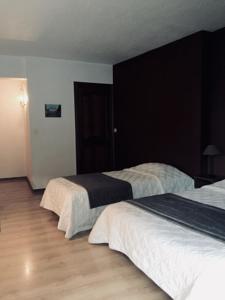 Hotel Auberge Du Roselet : Chambre Triple – Vue sur Montagne