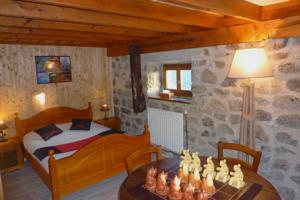 Hebergement La Bergerie du Plateau : Grande Chambre Familiale