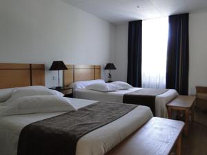 Nouvel Hotel du Commerce : Chambre Triple Confort