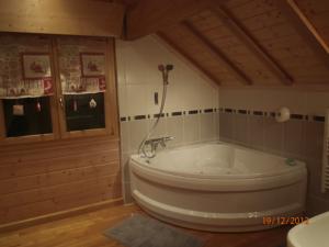 Hebergement Le Chalet du Pont des Fees : photos des chambres