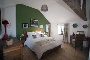 Chambres d'hotes/B&B De la Maison aux Ateliers : Chambre Double - Vue sur Jardin