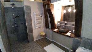 Hebergement Domaine du Lieu des Brocs : photos des chambres