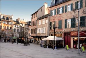Appartement Place du Bourg Centre Historique : photos des chambres