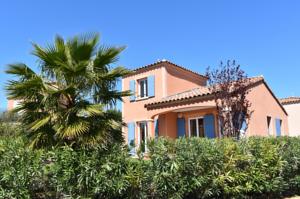 Hebergement Villa les garrigues : photos des chambres
