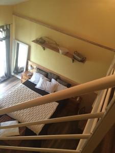 Logis Hotel La Grange Du Relais : Chambre Quadruple avec Baignoire