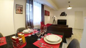 Appartement F2 de Standing au Coeur de Montbeliard : photos des chambres
