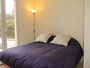 Hebergement Four-Bedroom Holiday Home in Reauville : photos des chambres