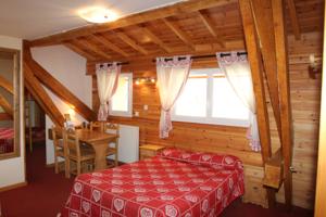 Hotel Restaurant & Spa Les Autanes : Suite Junior (4 Personnes)