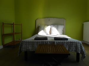 Hebergement L Hote Saison : photos des chambres