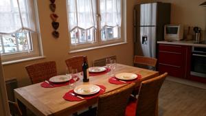 Appartement T2 SUR LES PLACES : photos des chambres
