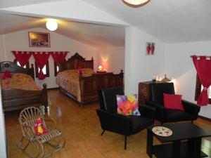 Chambres d'hotes/B&B Mas des Genets d'Or - Les Chambres d'Hotes : photos des chambres