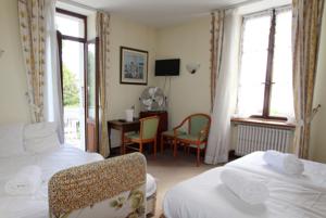Hotel La Villa Des Fleurs : Chambre Lits Jumeaux - Vue sur Lac