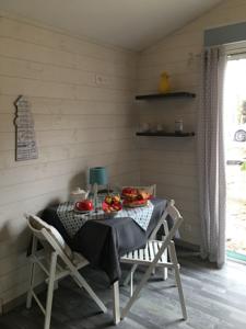 Chambres d'hotes/B&B LES PIEDS DANS L'EAU : photos des chambres