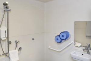 hotelF1 Calais Coquelles : photos des chambres
