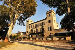 Hebergement Propriete du XVeme siecle - Prix lancement : photos des chambres
