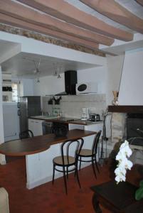 Appartement Gite aux Fleurs de Cerises : photos des chambres