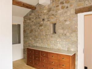 Hebergement Five-Bedroom Holiday Home in La Roche St Secret : photos des chambres