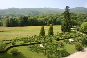 Chambres d'hotes/B&B Chateau De Benac : Chambre Double - Vue sur Montagne