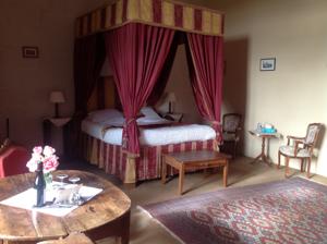 Chambres d'hotes/B&B Chambres d'Hotes Chateau de la Motte : Suite Familiale