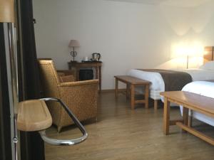Nouvel Hotel du Commerce : photos des chambres