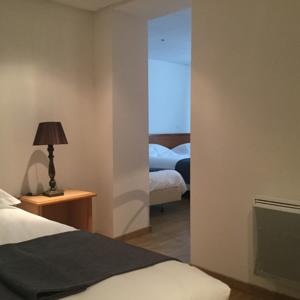Nouvel Hotel du Commerce : photos des chambres
