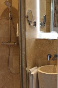 Hotel Chateau de Challanges : photos des chambres