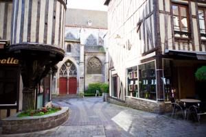 Appartement Sejour Parfait a Troyes : photos des chambres