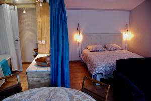 Hebergement Les Volets Bleus Provence : photos des chambres
