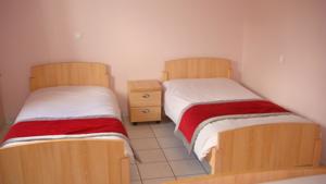 Hotel Auberge De Peyrebeille : Chambre Double ou Lits Jumeaux - Vue sur Montagnes