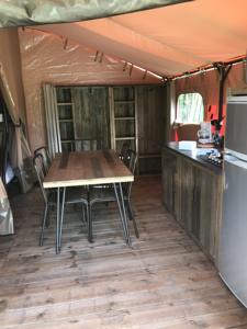 Hebergement Camping La Ferme de Perdigat : photos des chambres