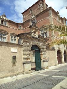 Appartement CASTRES APPART - LES HALLES : photos des chambres