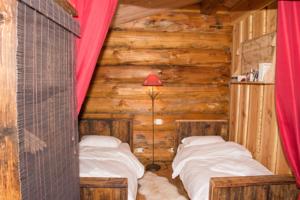 Hebergement Les Cabanes Du Saleve : photos des chambres
